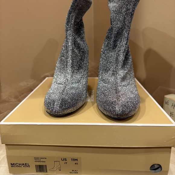 Michael Kors Silver Metallic Bootie, sz 11 (10) - Picture 9 of 10